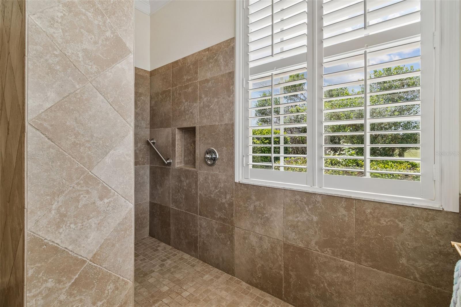 Image 31 of 54 For 3085 Shoal Creek Village Drive