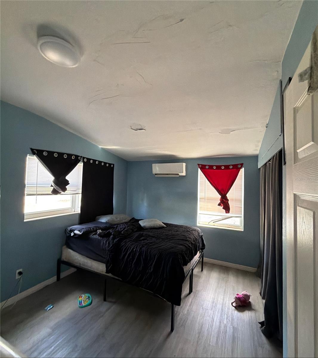 Image 3 of 10 For 1360 Washington Avenue