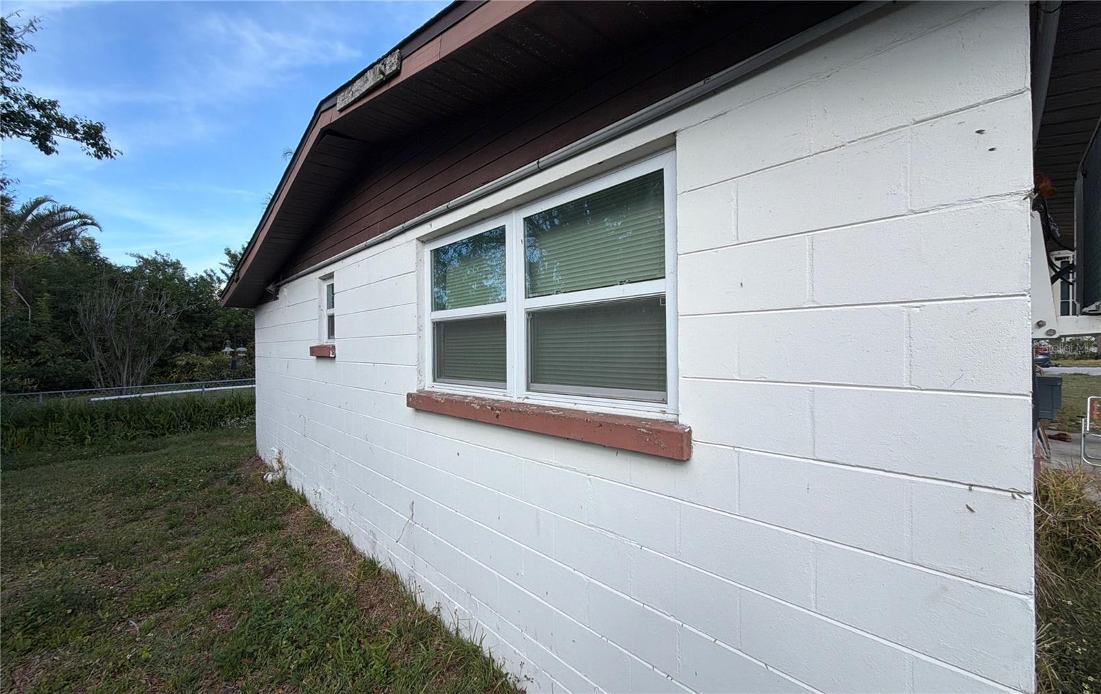 Image 7 of 10 For 1360 Washington Avenue