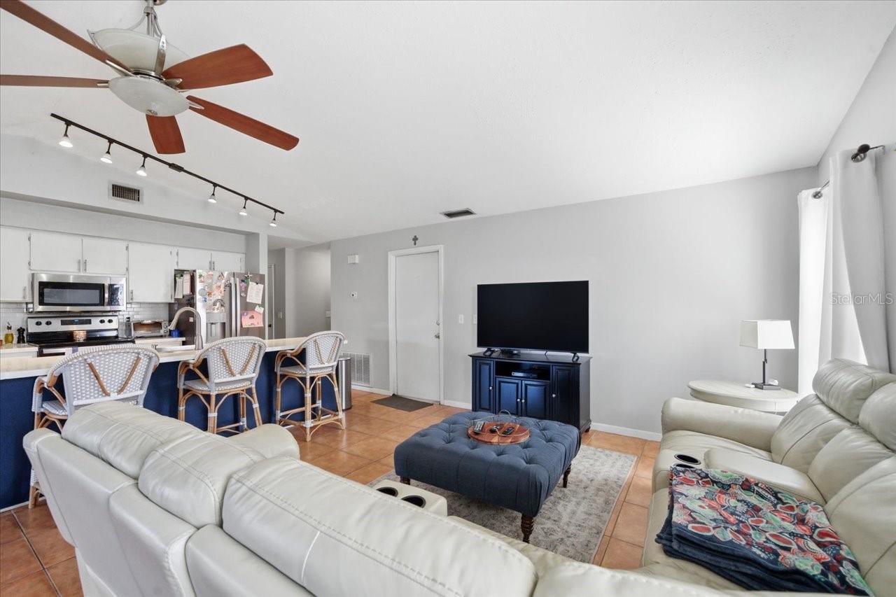 Image 13 of 32 For 5405 Stork Court