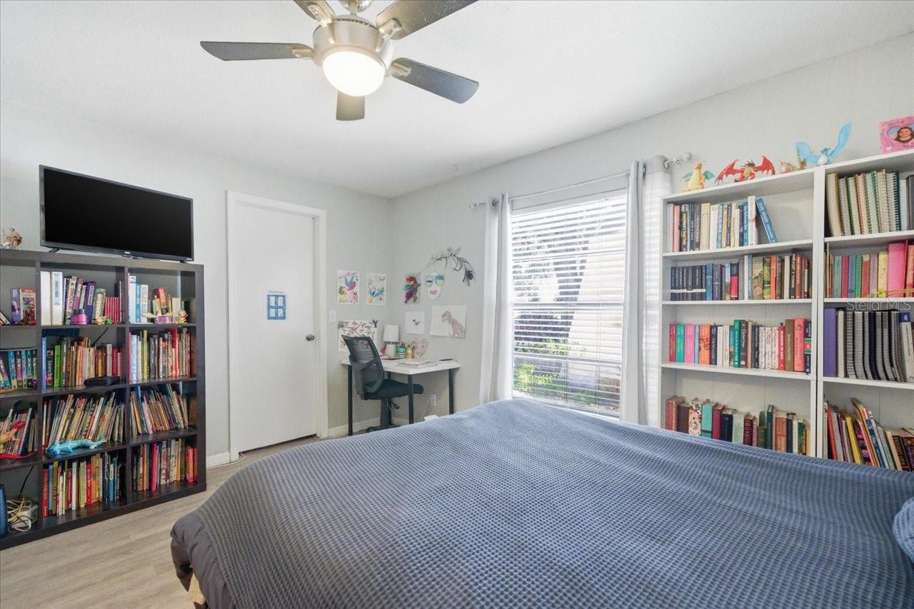 Image 21 of 32 For 5405 Stork Court