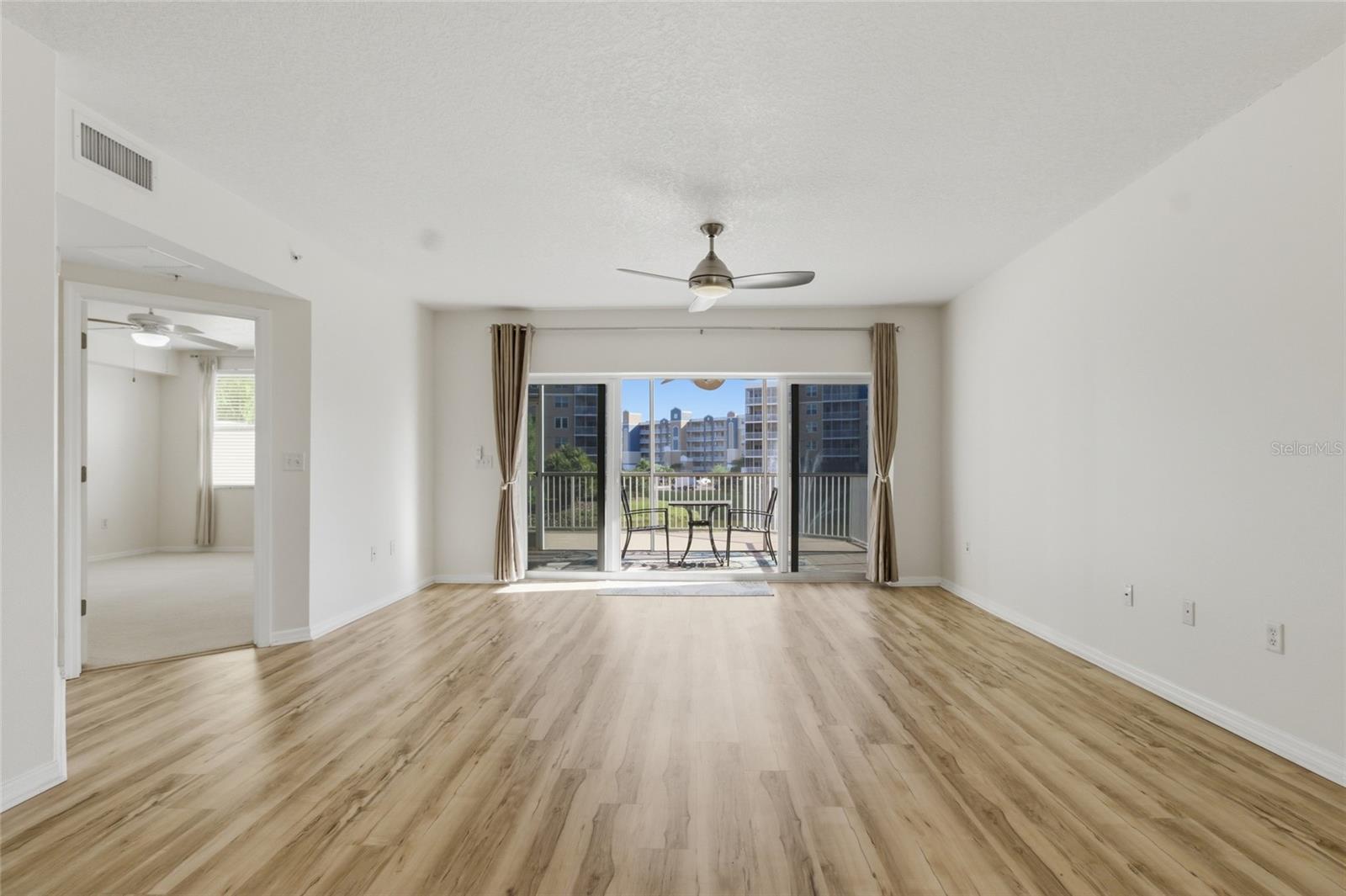 Image 12 of 37 For 960 Starkey Road 3106