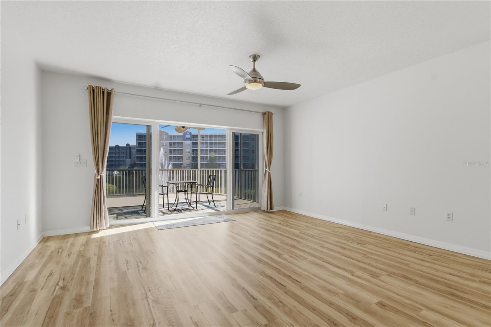 Image 14 of 37 For 960 Starkey Road 3106