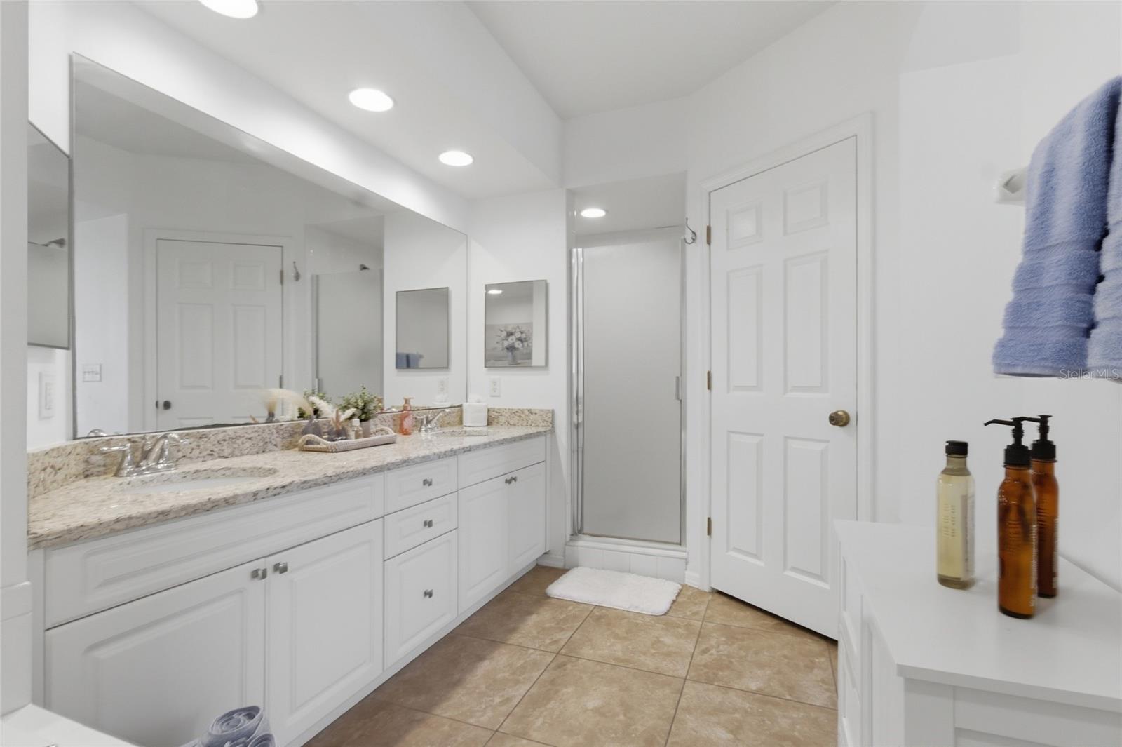 Image 22 of 37 For 960 Starkey Road 3106