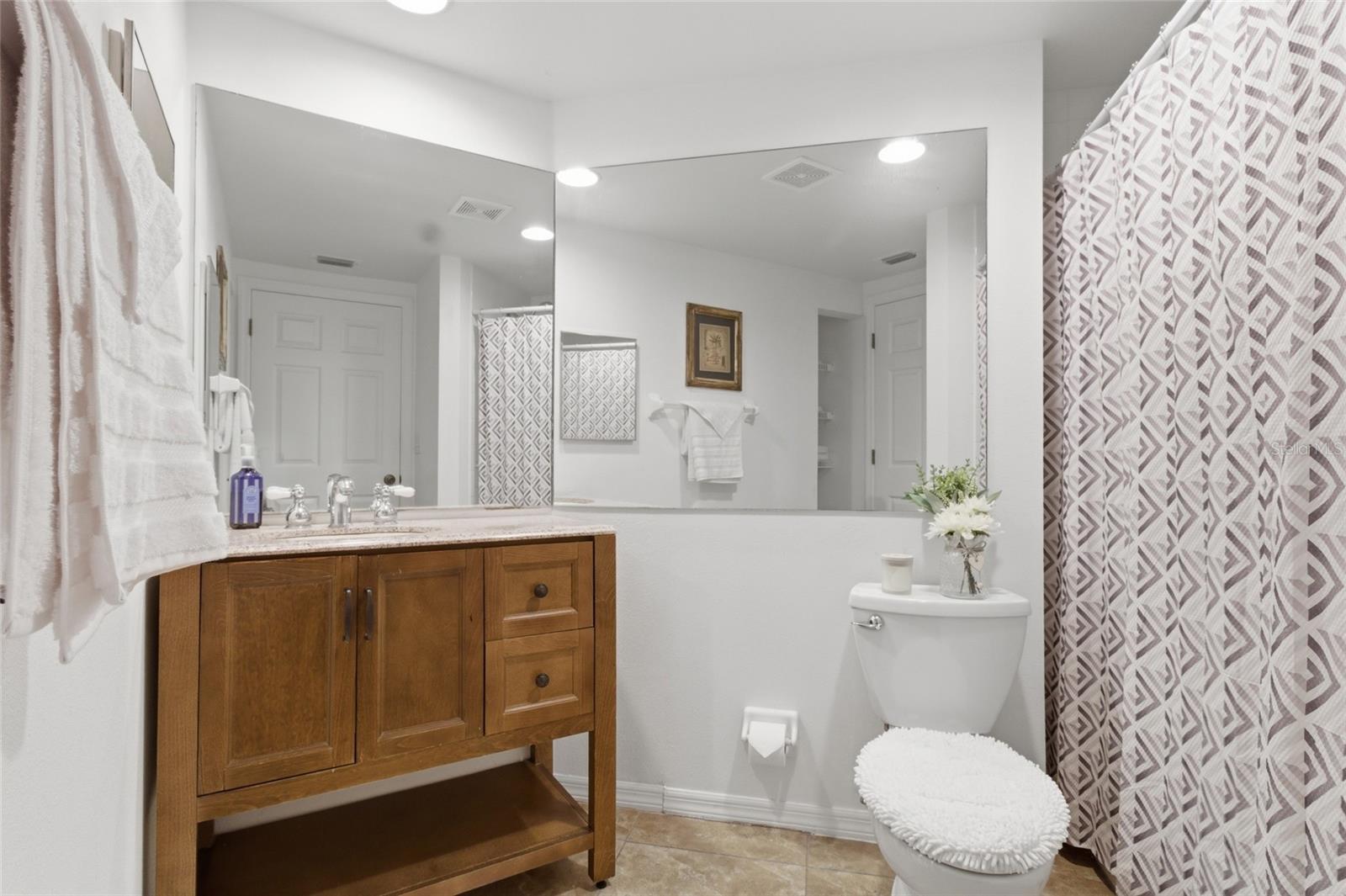 Image 25 of 37 For 960 Starkey Road 3106