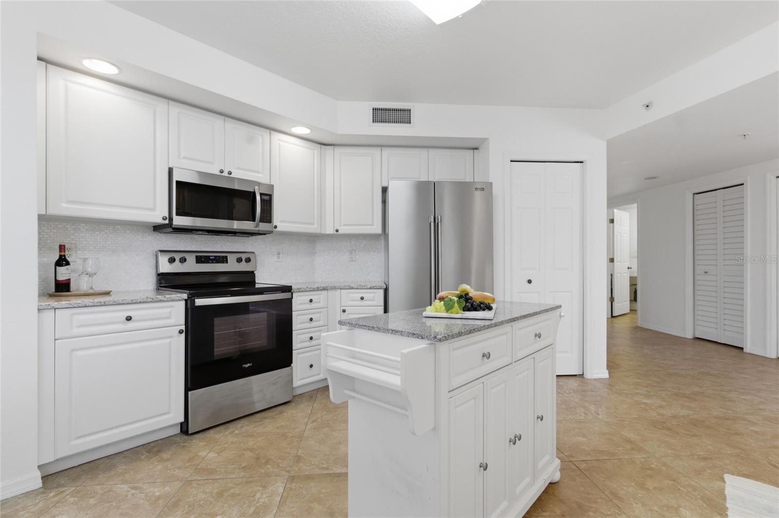 Image 5 of 37 For 960 Starkey Road 3106