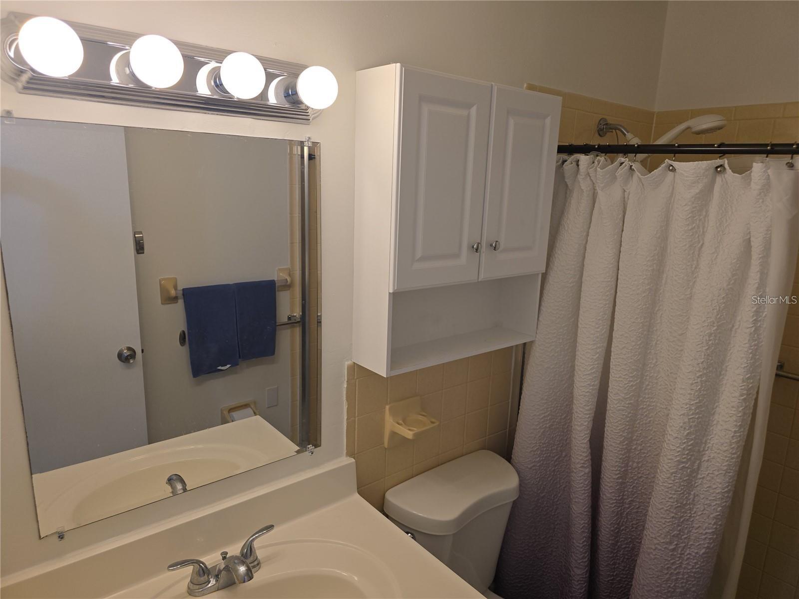 Listing photo id 17 for 5267 81st Street N 5