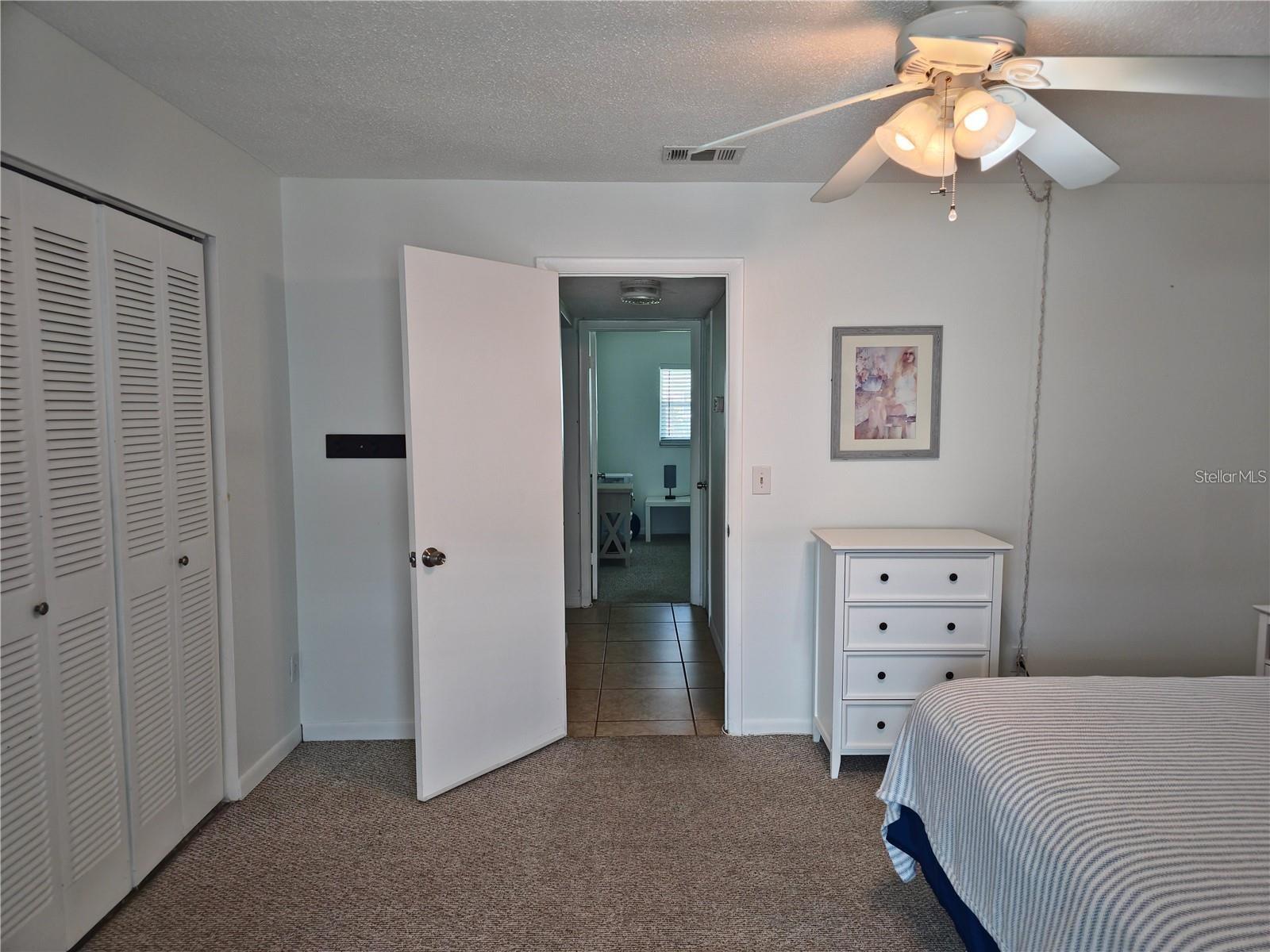 Listing photo id 22 for 5267 81st Street N 5