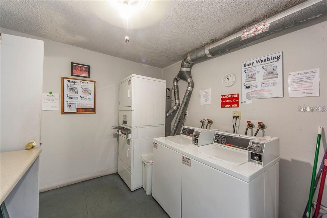 Listing photo id 44 for 5267 81st Street N 5