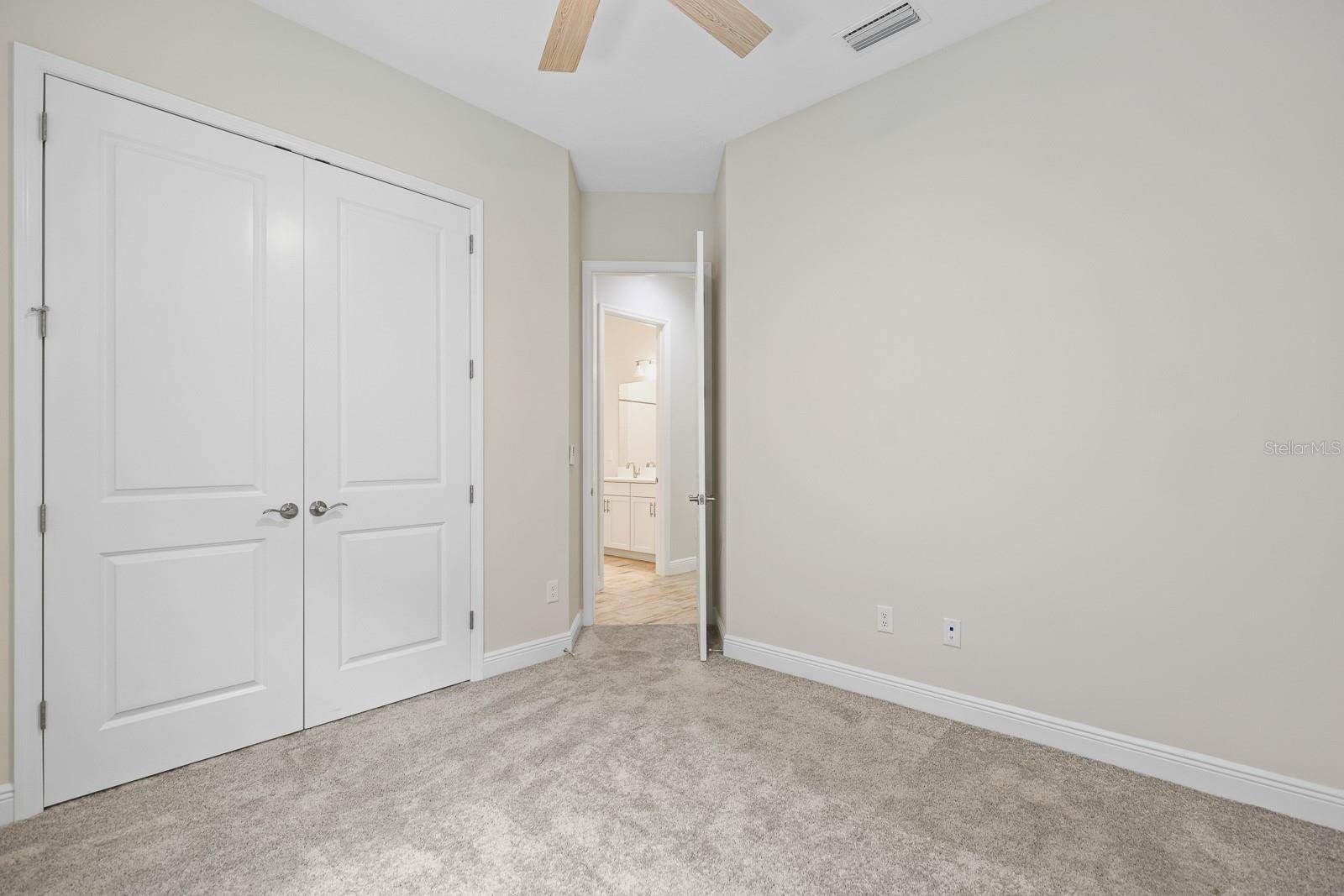 Image 32 of 55 For 6269 Hidden Branch Drive