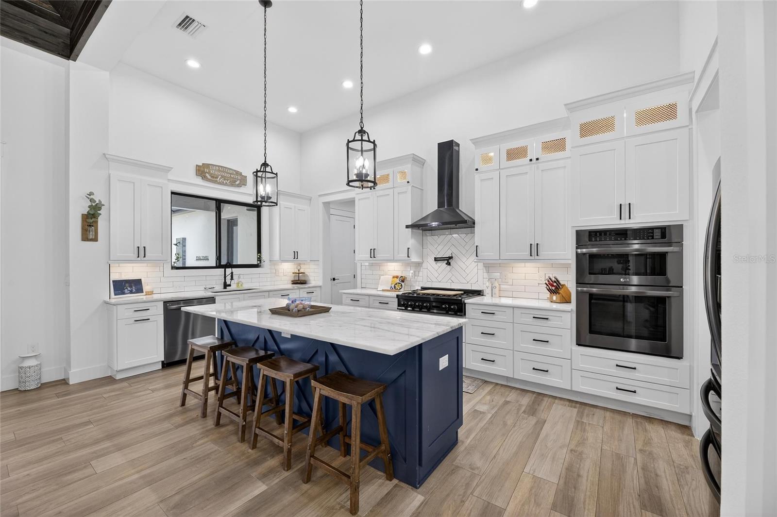 Image 22 of 95 For 16410 Alderman Turner Road