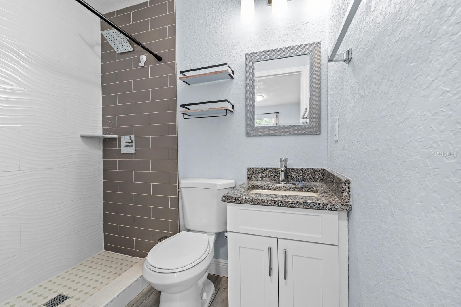 Image 15 of 22 For 3605 Iowa Avenue