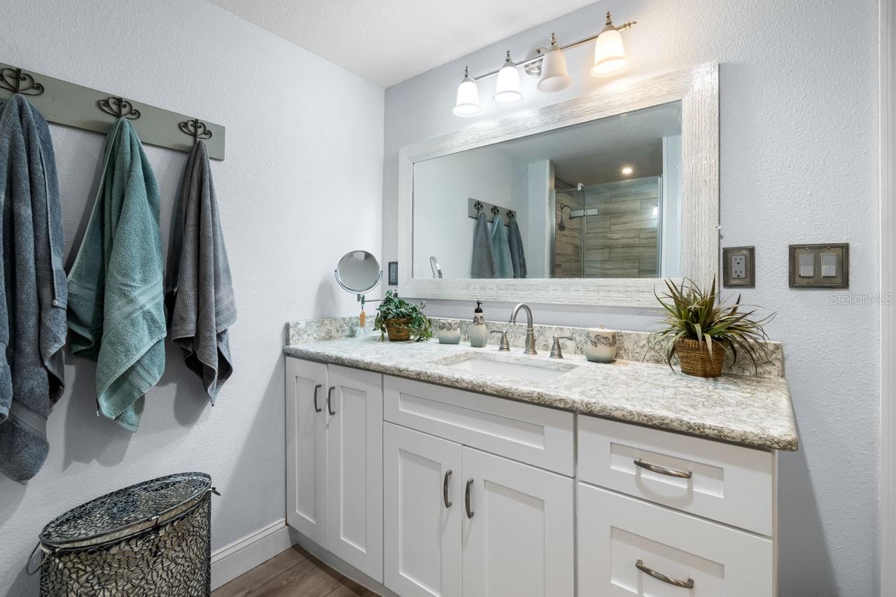 Image 19 of 67 For 107 6th Street Nw