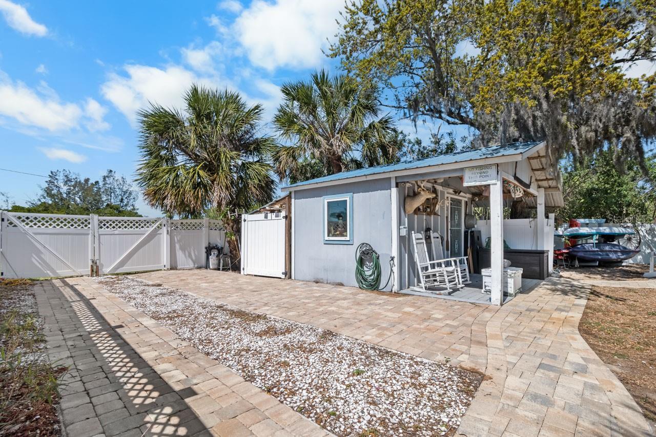 Image 37 of 67 For 107 6th Street Nw