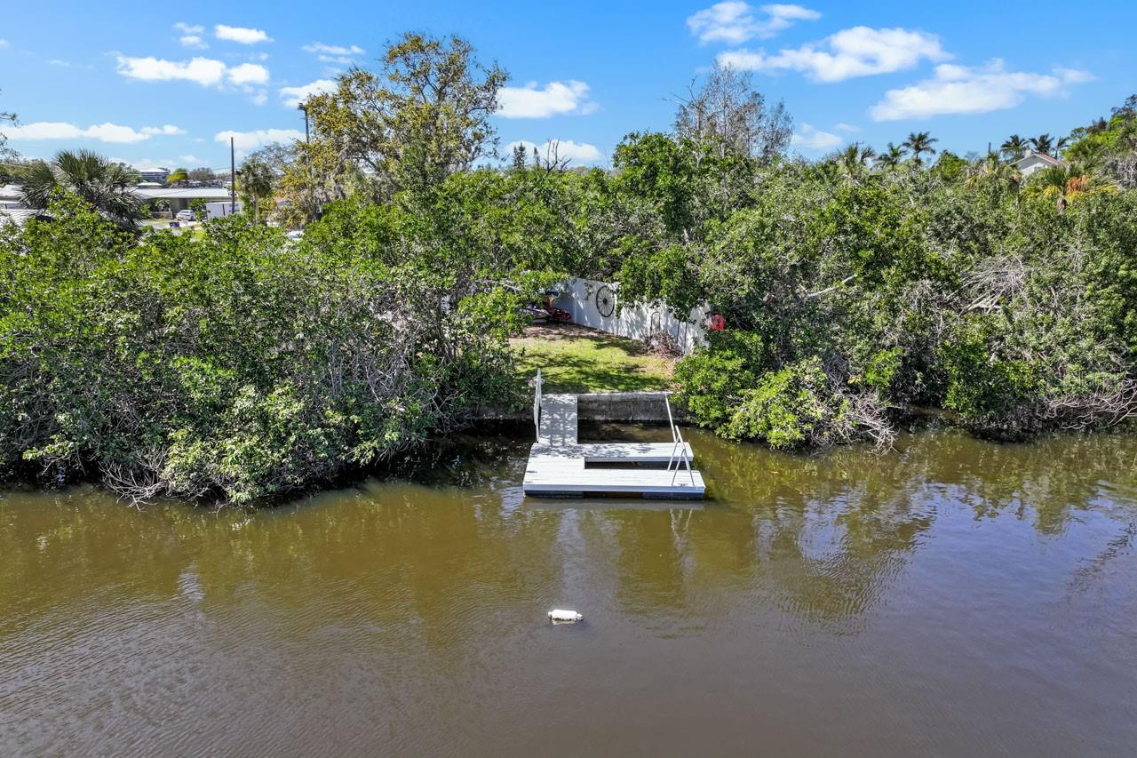 Image 58 of 67 For 107 6th Street Nw