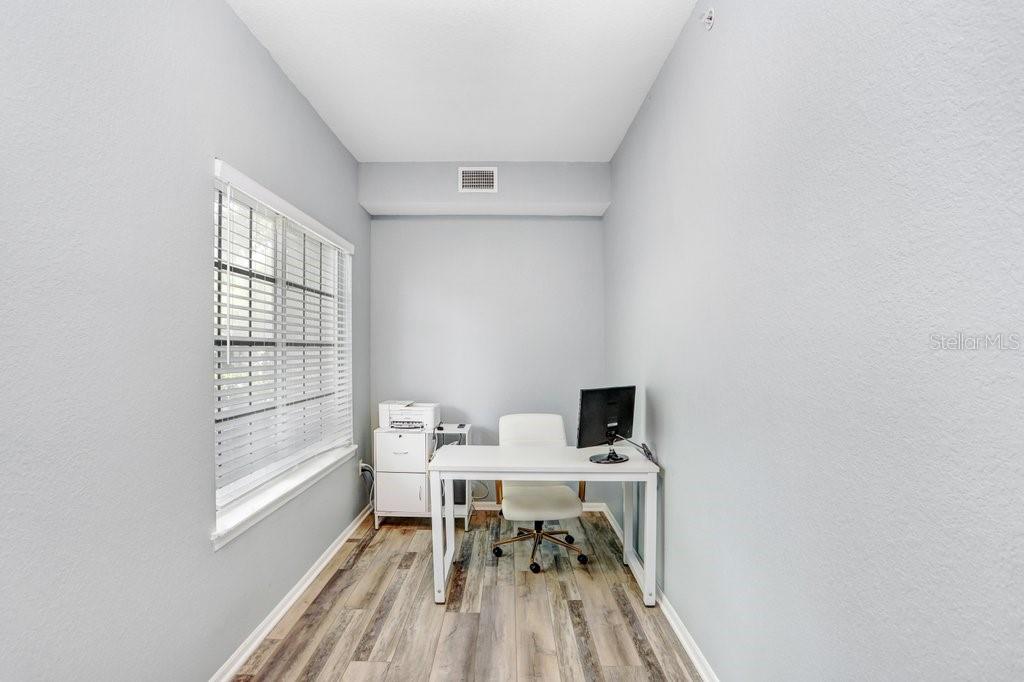 Image 5 of 56 For 9838 Park Village Drive 9838