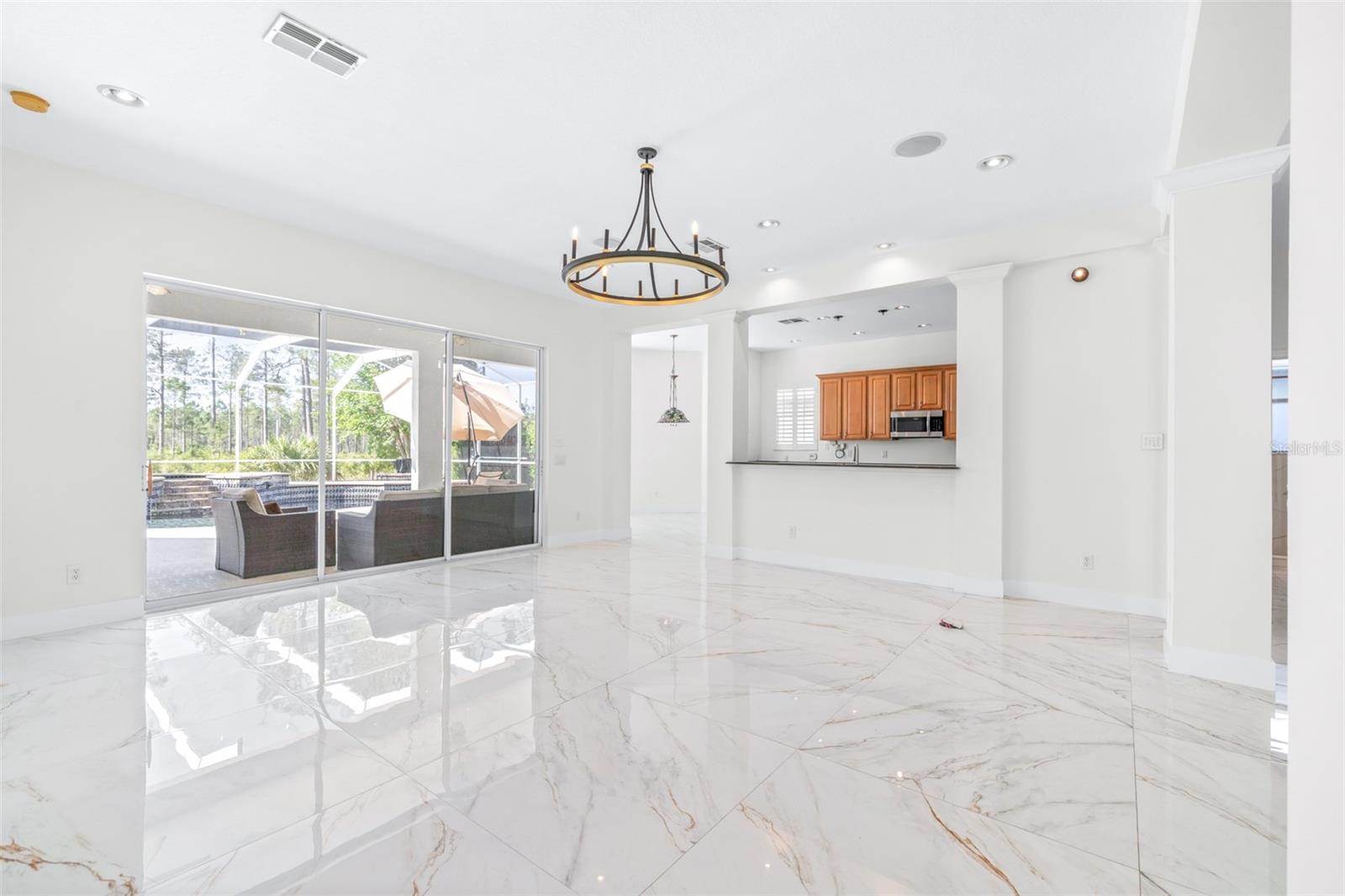 Image 12 of 83 For 10102 Deercliff Drive