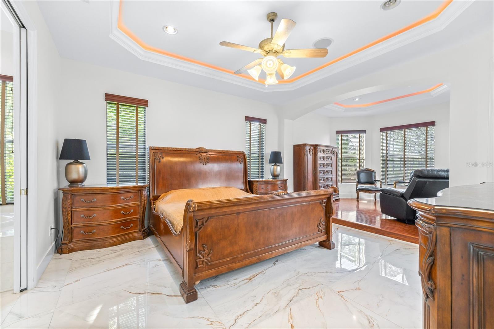 Image 22 of 83 For 10102 Deercliff Drive