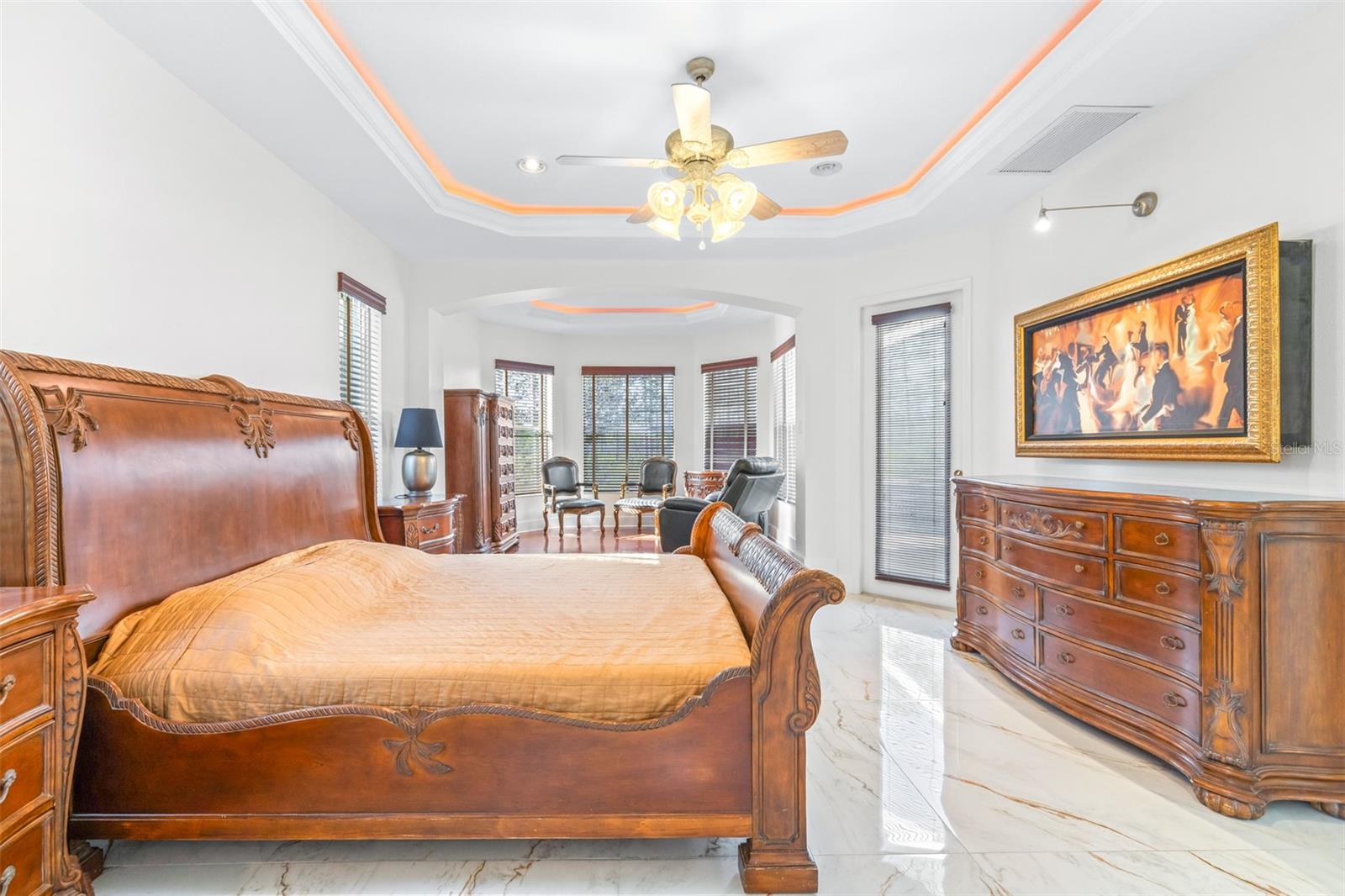 Image 23 of 83 For 10102 Deercliff Drive