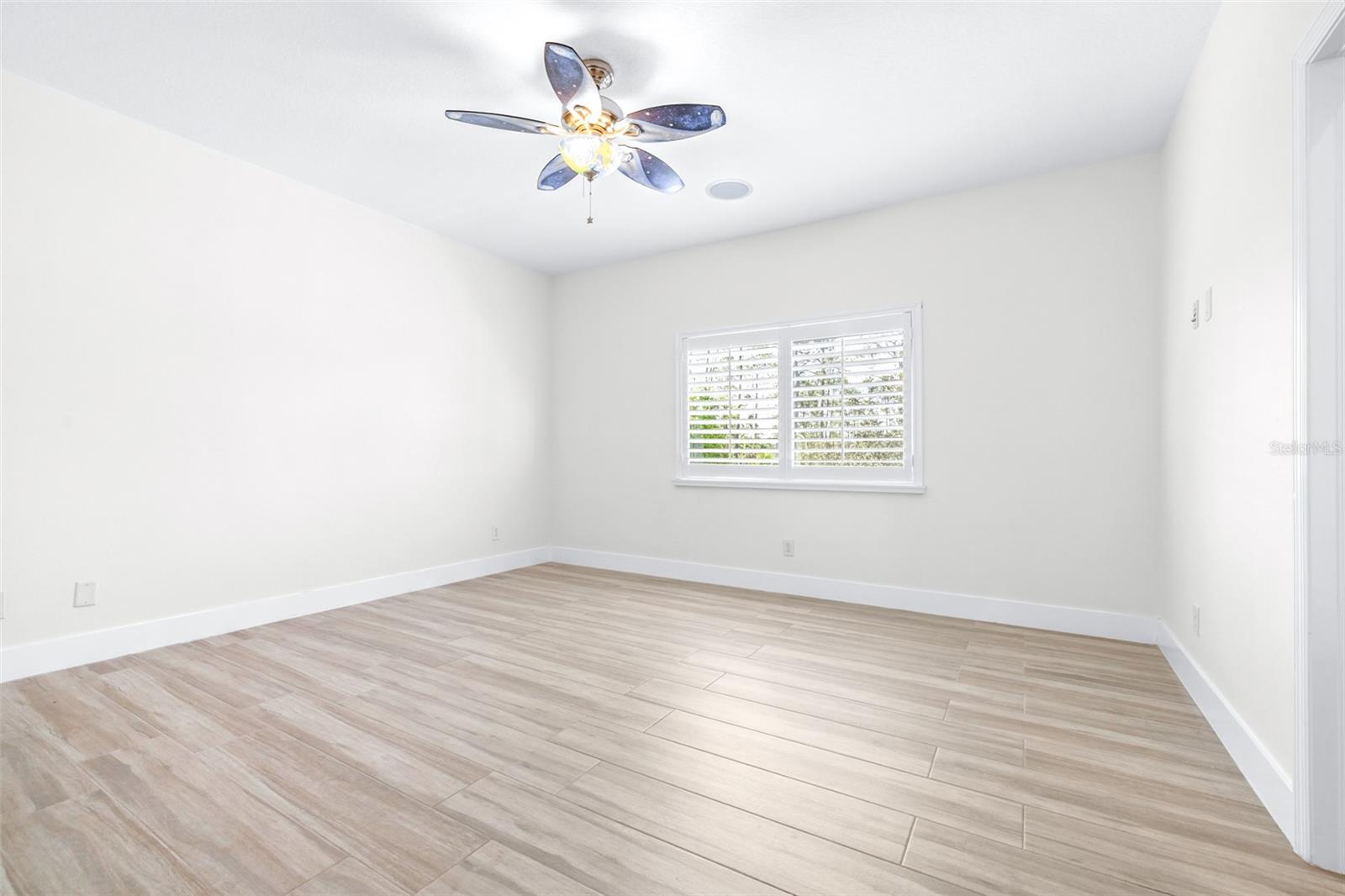 Image 39 of 83 For 10102 Deercliff Drive