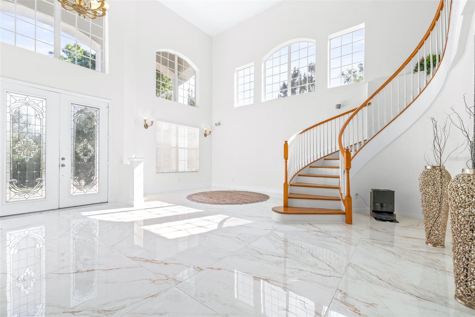 Image 9 of 83 For 10102 Deercliff Drive