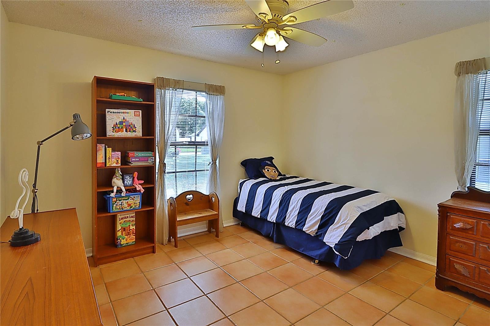 Image 14 of 34 For 19814 Deer Hollow Lane