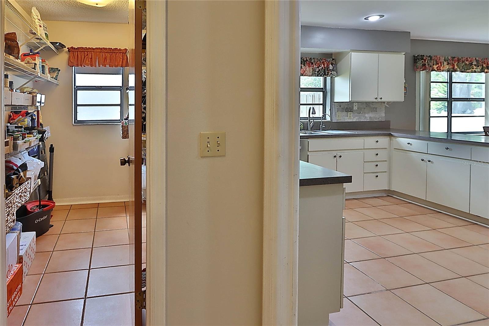 Image 17 of 34 For 19814 Deer Hollow Lane