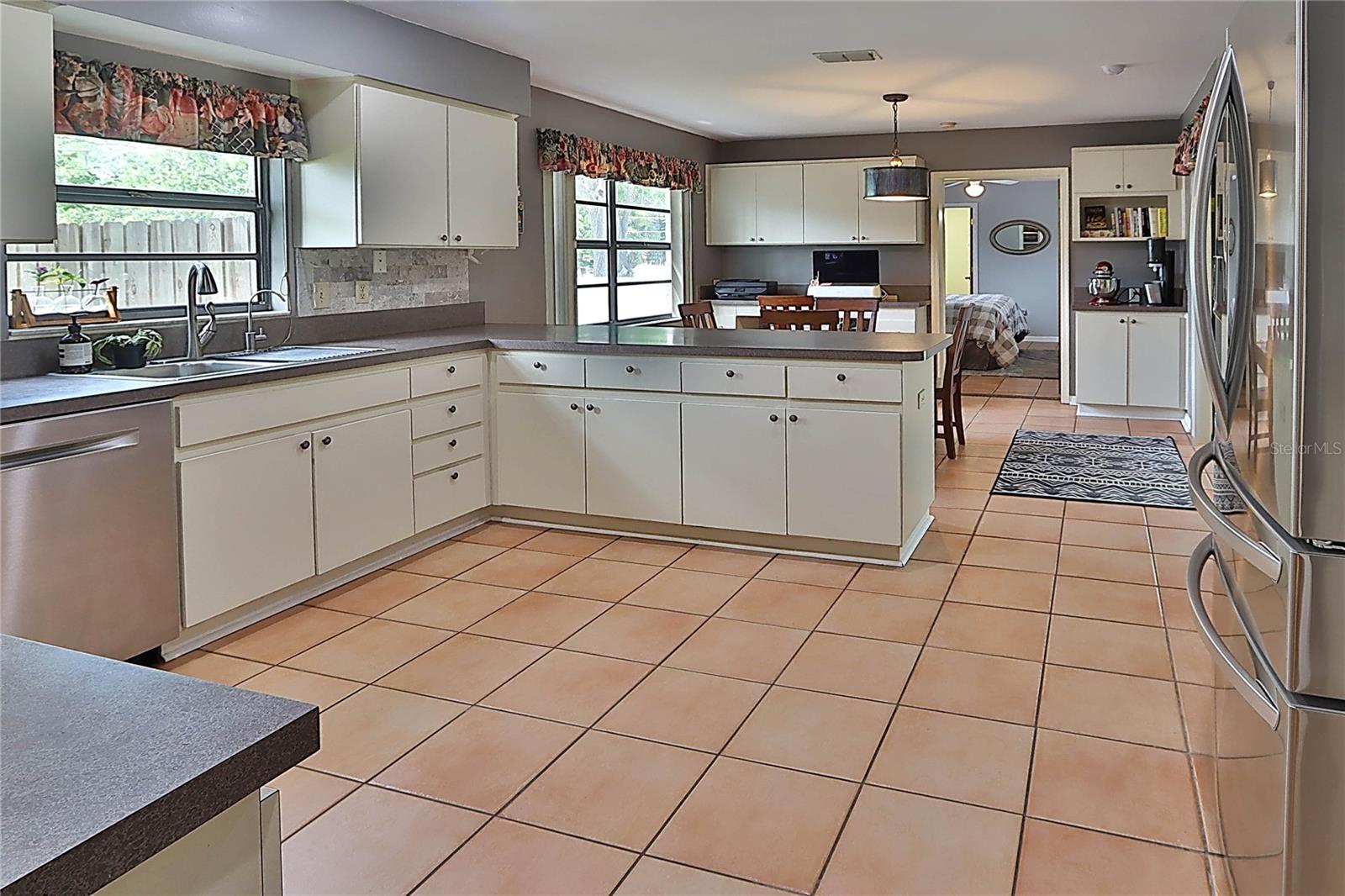 Image 18 of 34 For 19814 Deer Hollow Lane