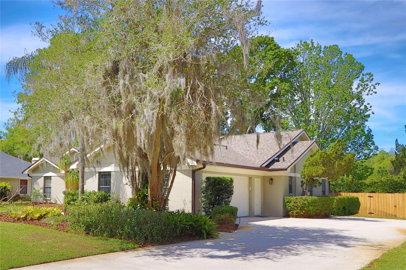 Image 2 of 34 For 19814 Deer Hollow Lane