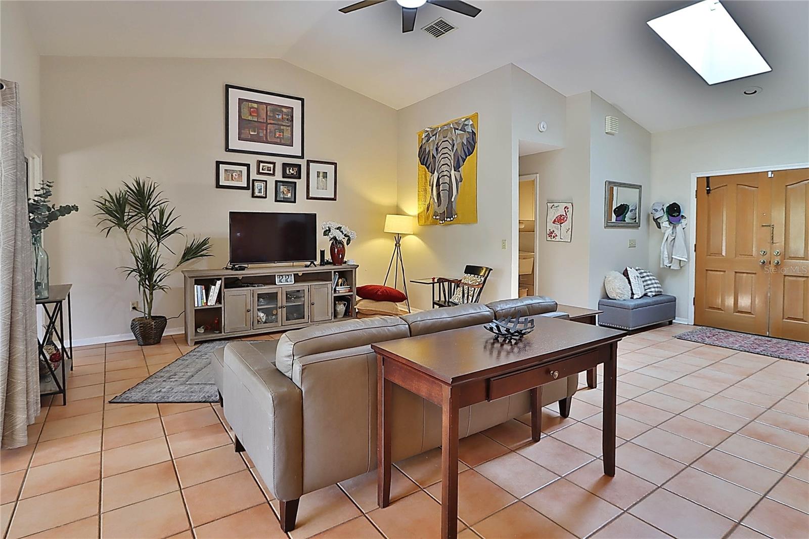 Image 28 of 34 For 19814 Deer Hollow Lane