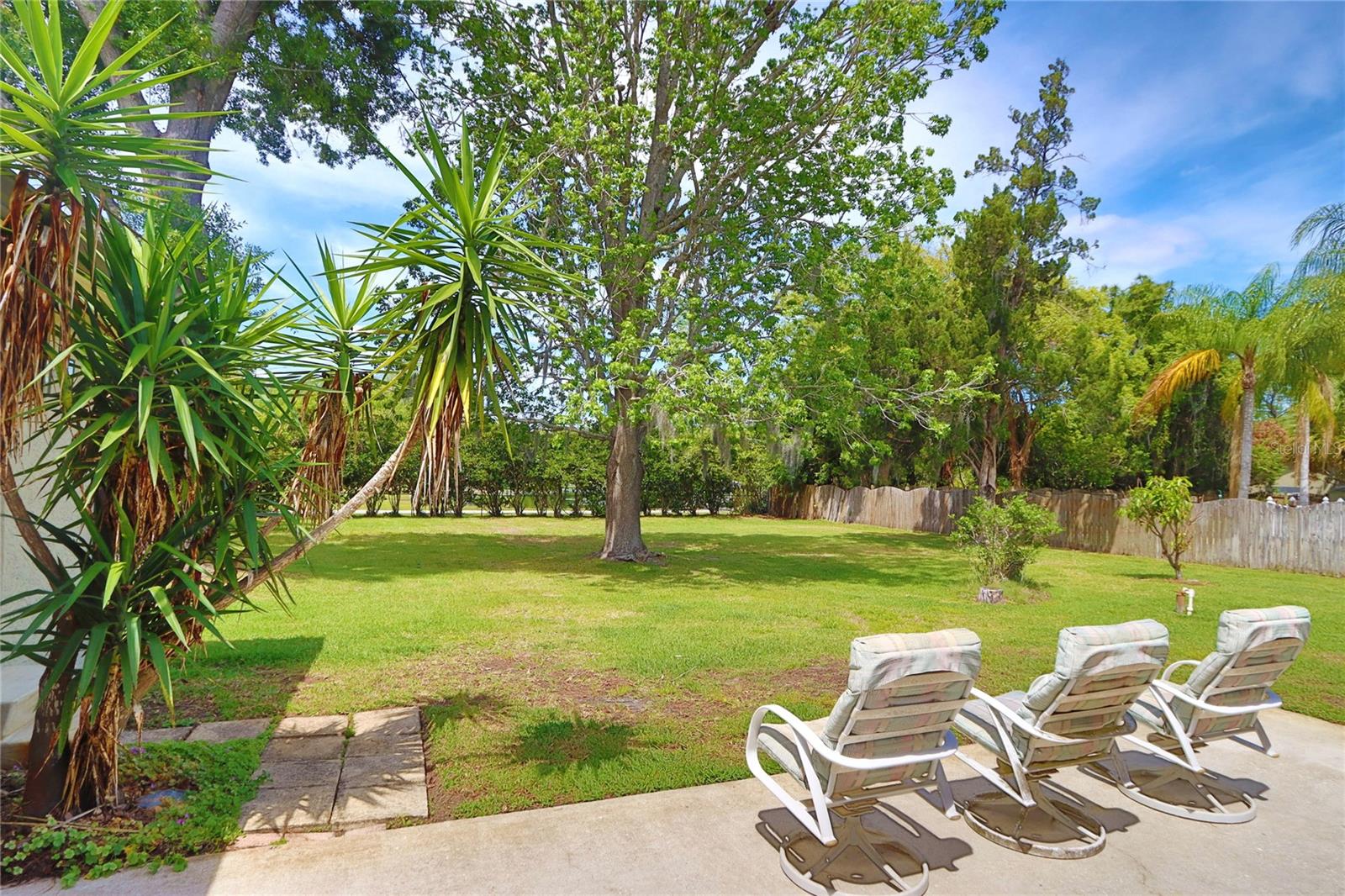 Image 32 of 34 For 19814 Deer Hollow Lane