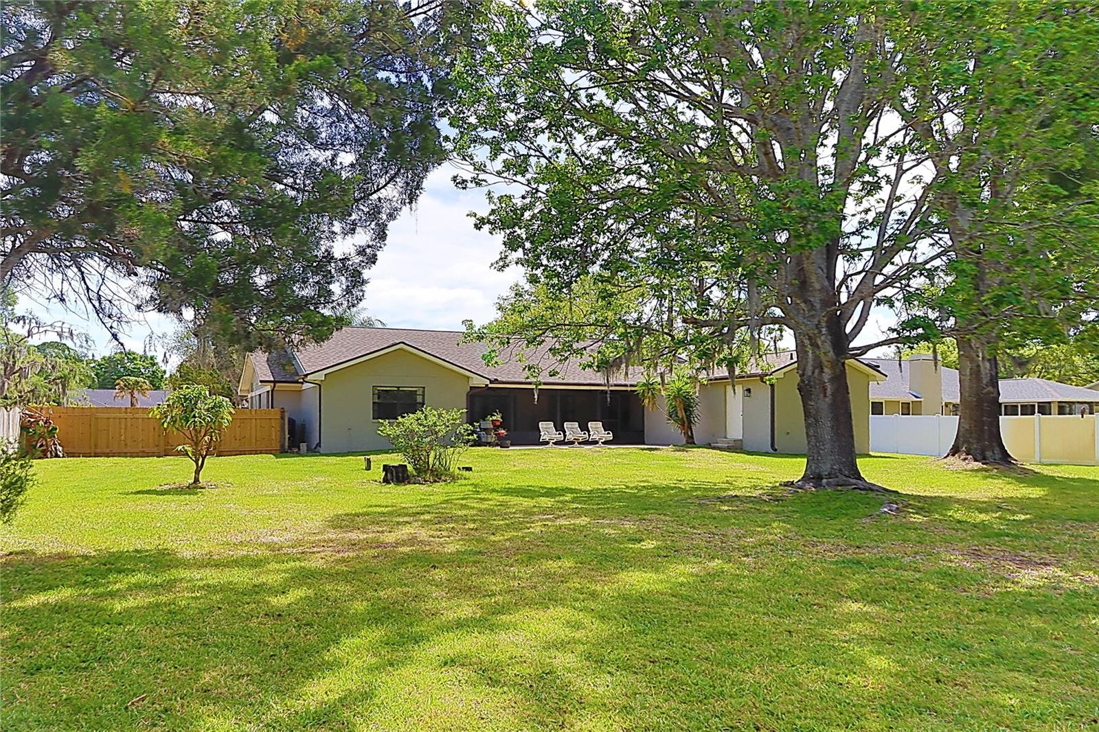 Image 33 of 34 For 19814 Deer Hollow Lane