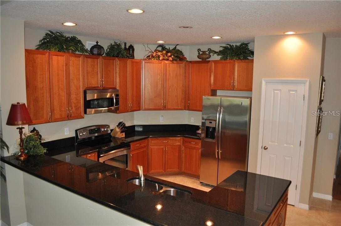 Image 2 of 8 For 4987 Kernwood Court