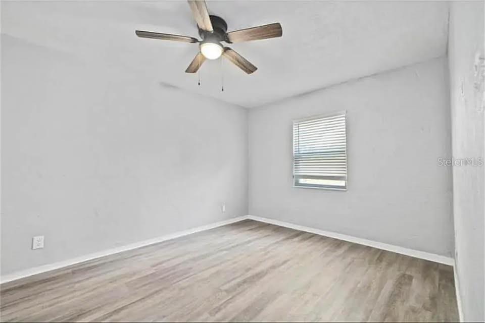 Image 10 of 12 For 2904 Emerson Avenue S A