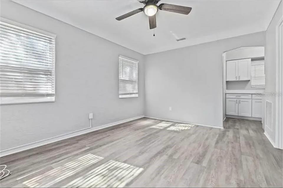 Image 6 of 12 For 2904 Emerson Avenue S A