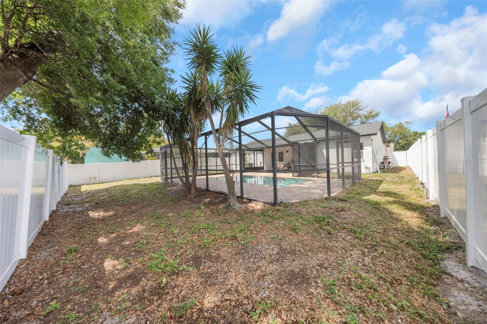 Image 33 of 37 For 12909 Pineway Drive