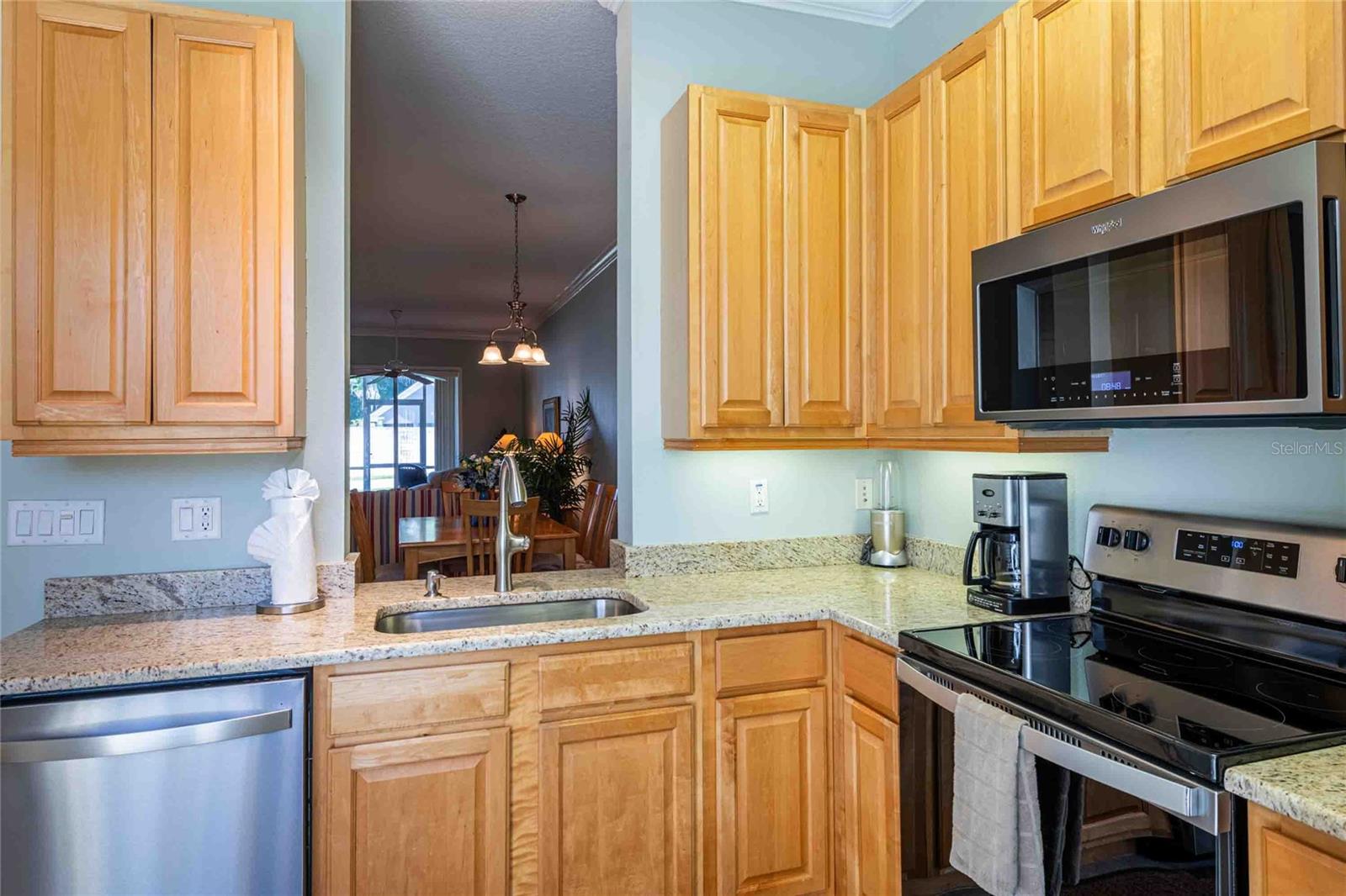 Image 15 of 37 For 21011 Picasso Court 106