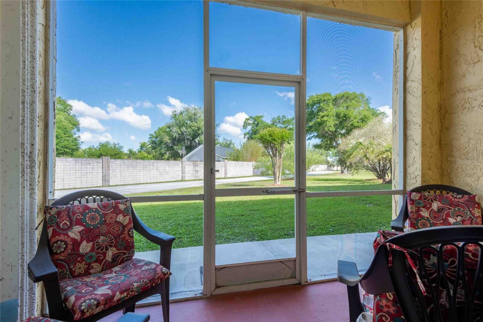 Image 24 of 37 For 21011 Picasso Court 106