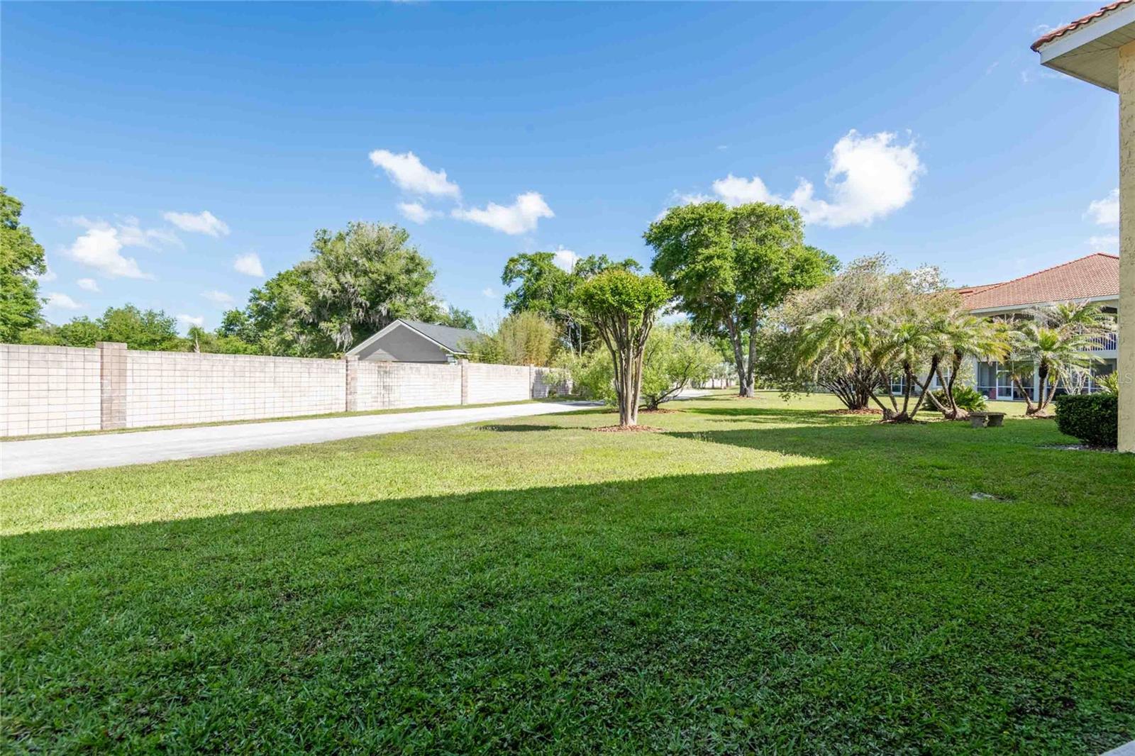 Image 26 of 37 For 21011 Picasso Court 106