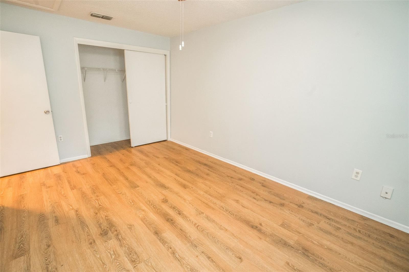 Image 10 of 23 For 1277 Sylvia Avenue