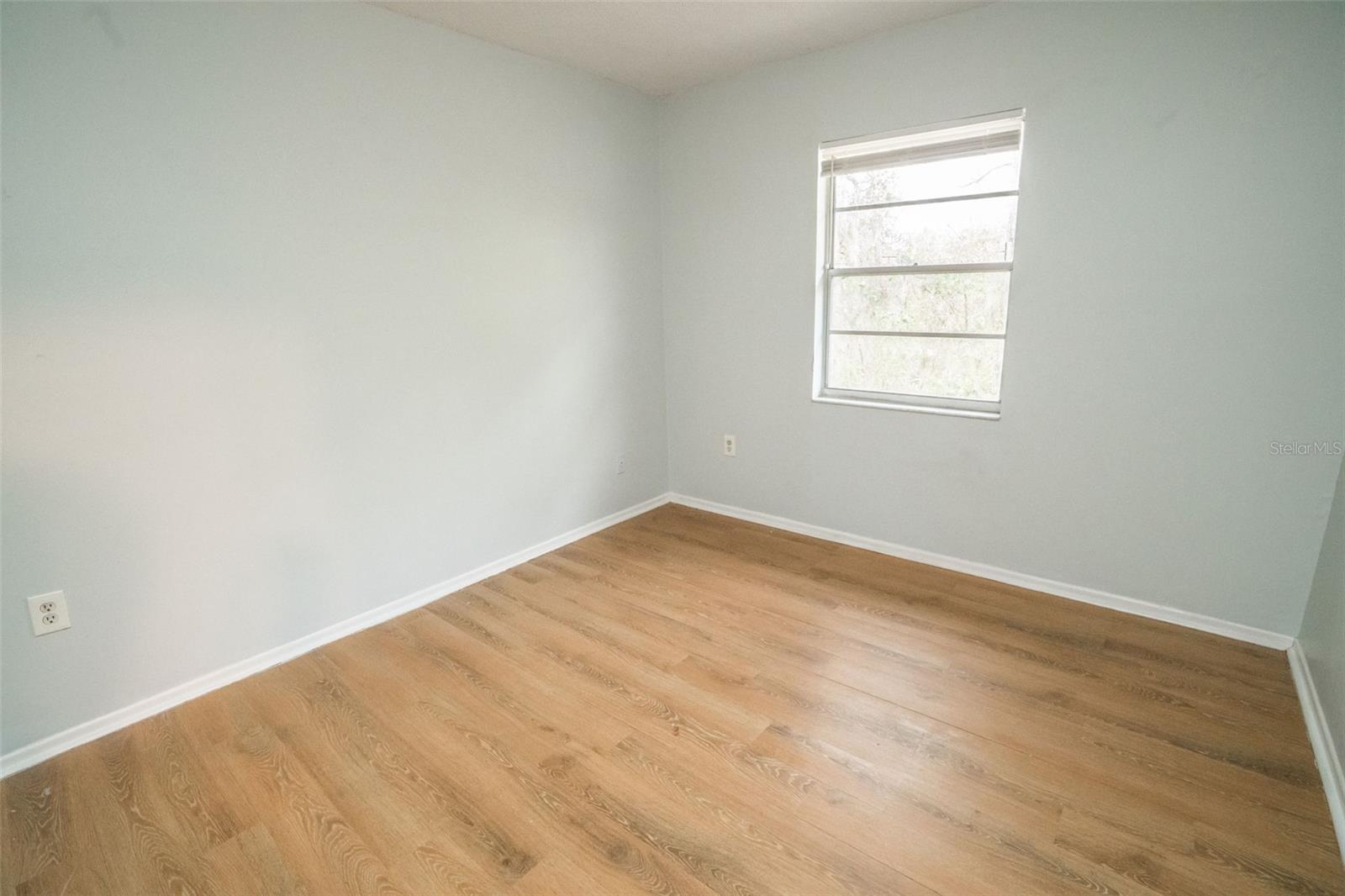 Image 12 of 23 For 1277 Sylvia Avenue