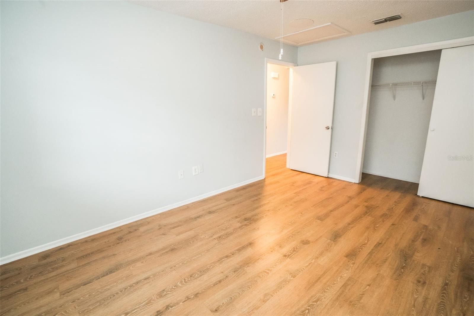 Image 17 of 23 For 1277 Sylvia Avenue