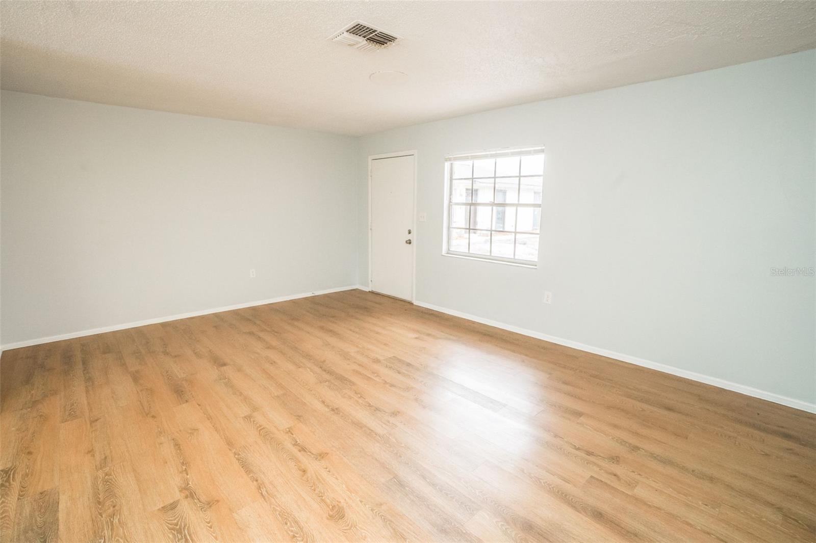 Image 21 of 23 For 1277 Sylvia Avenue