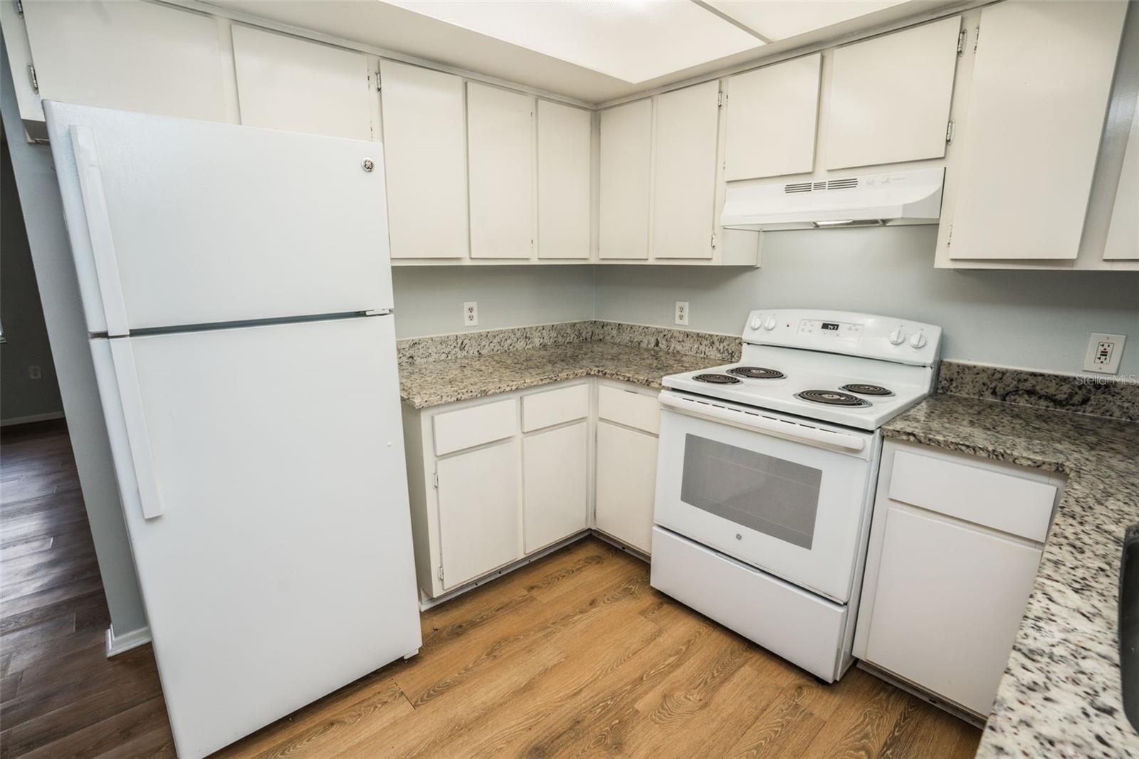 Image 4 of 23 For 1277 Sylvia Avenue