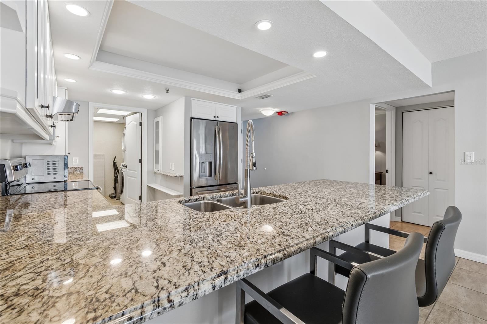 Image 22 of 53 For 15400 Gulf Boulevard 402