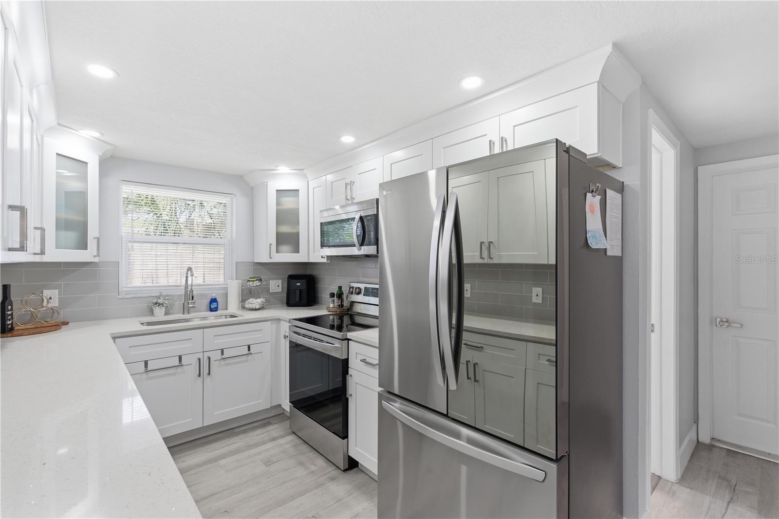 Image 11 of 35 For 7608 Sue Ellen Drive