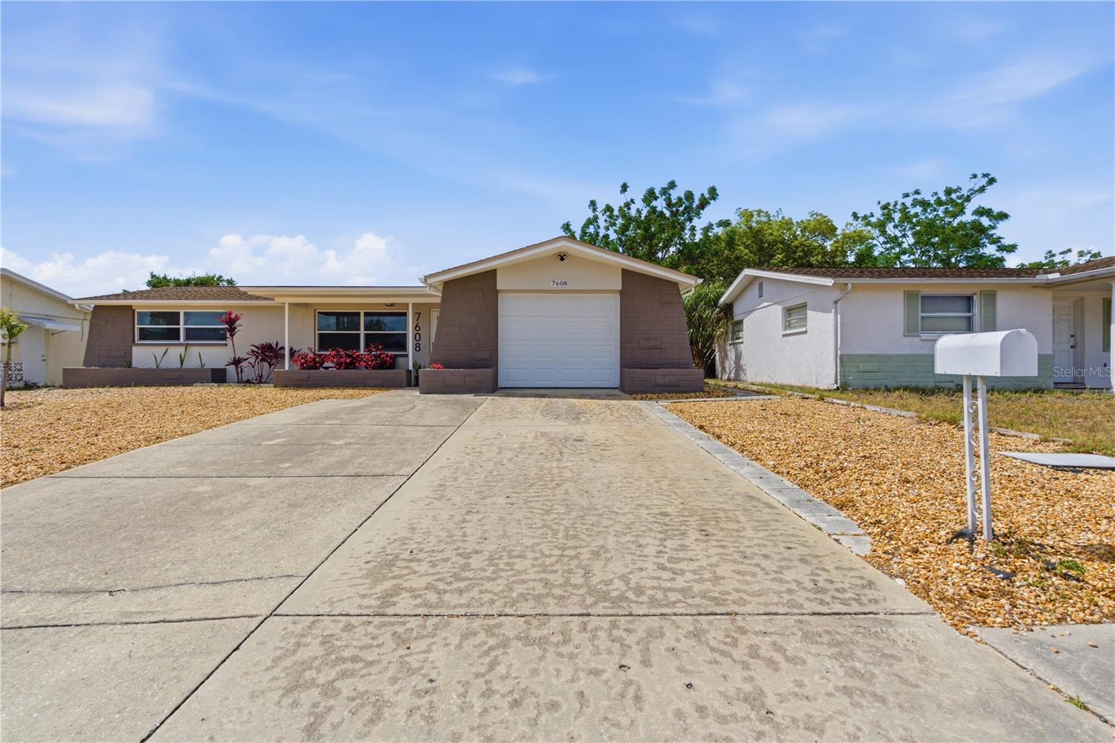 Image 30 of 35 For 7608 Sue Ellen Drive