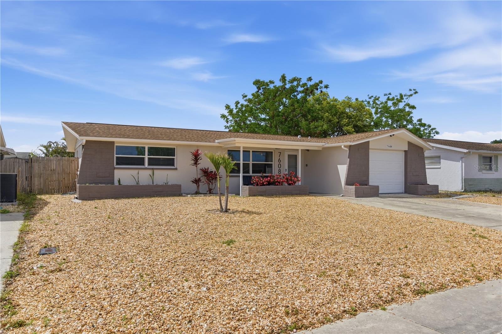 Image 32 of 35 For 7608 Sue Ellen Drive