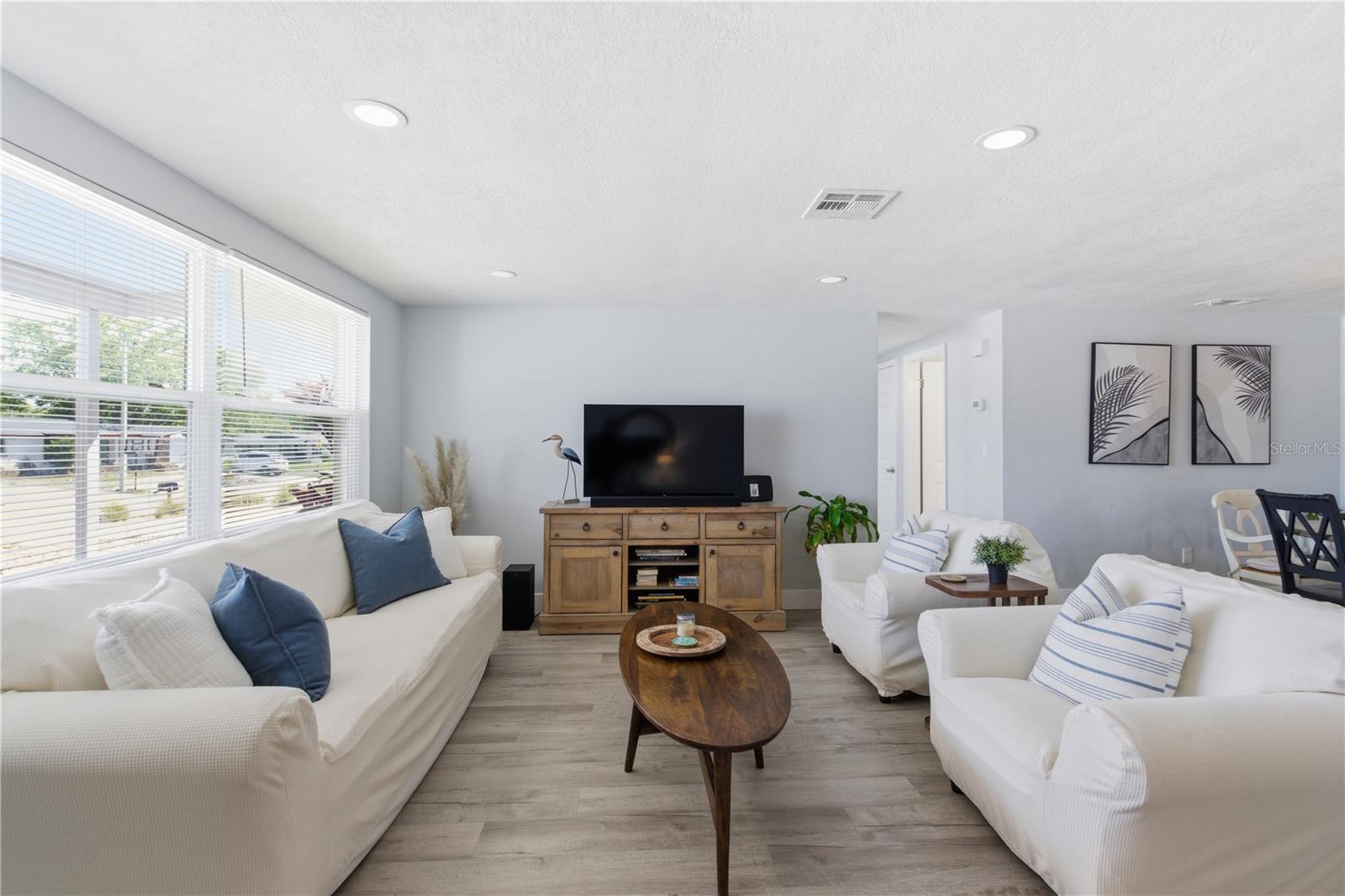 Image 6 of 35 For 7608 Sue Ellen Drive