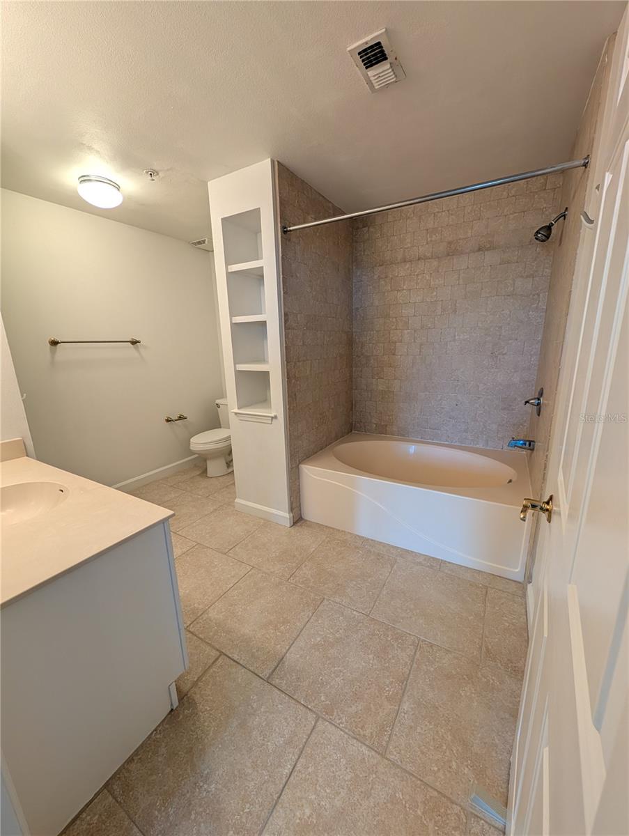 Image 11 of 20 For 345 Bayshore Boulevard 505